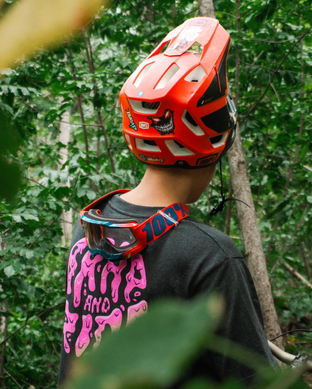 'BRAP AND RIDE' - Oversized póló